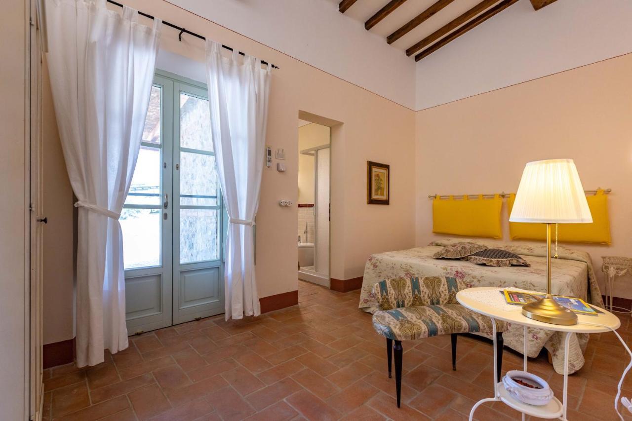 Agriturismo I Savelli 卡斯蒂戈隆·多尔希亚 外观 照片